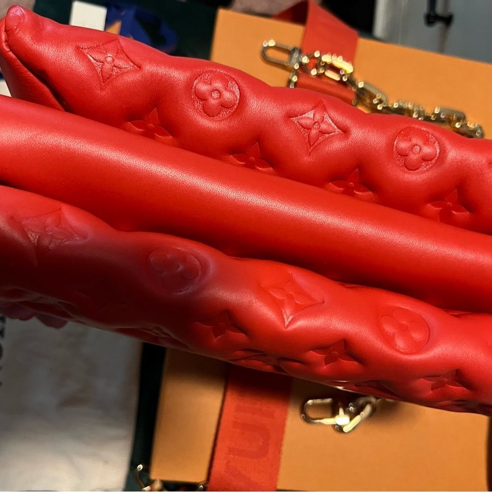 Louis Vuitton COUSSIN PM ROUGE - Picture 3 of 14
